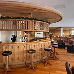 Hotel Royal 3*