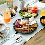 Hotel Royal 3*