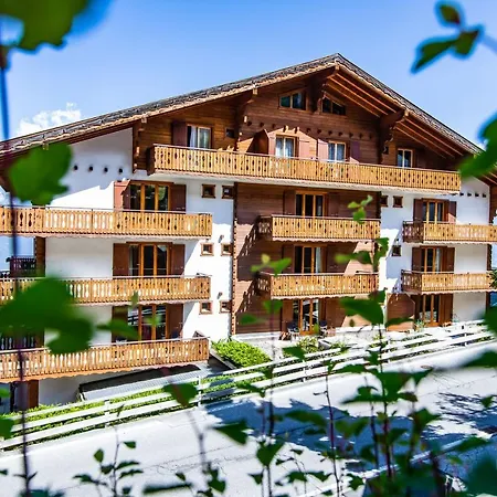 Royal Hotel