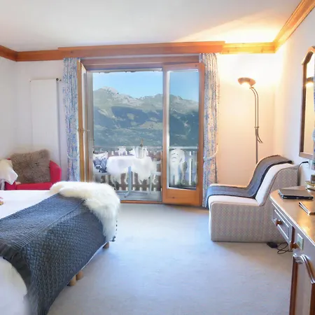 Royal Hotel 3*